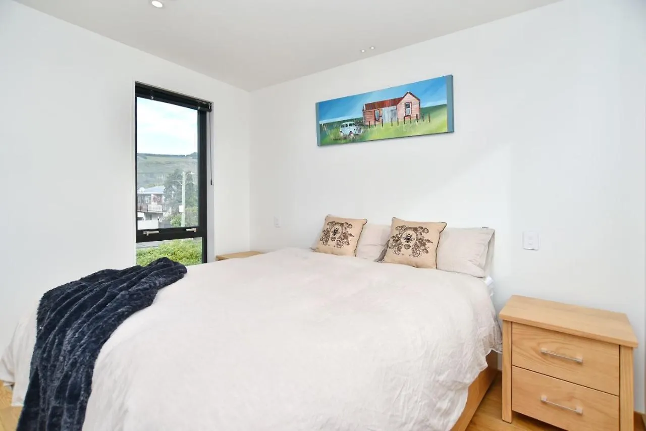 Esplanade Beach House - Christchurch Holiday Homes Neuseeland