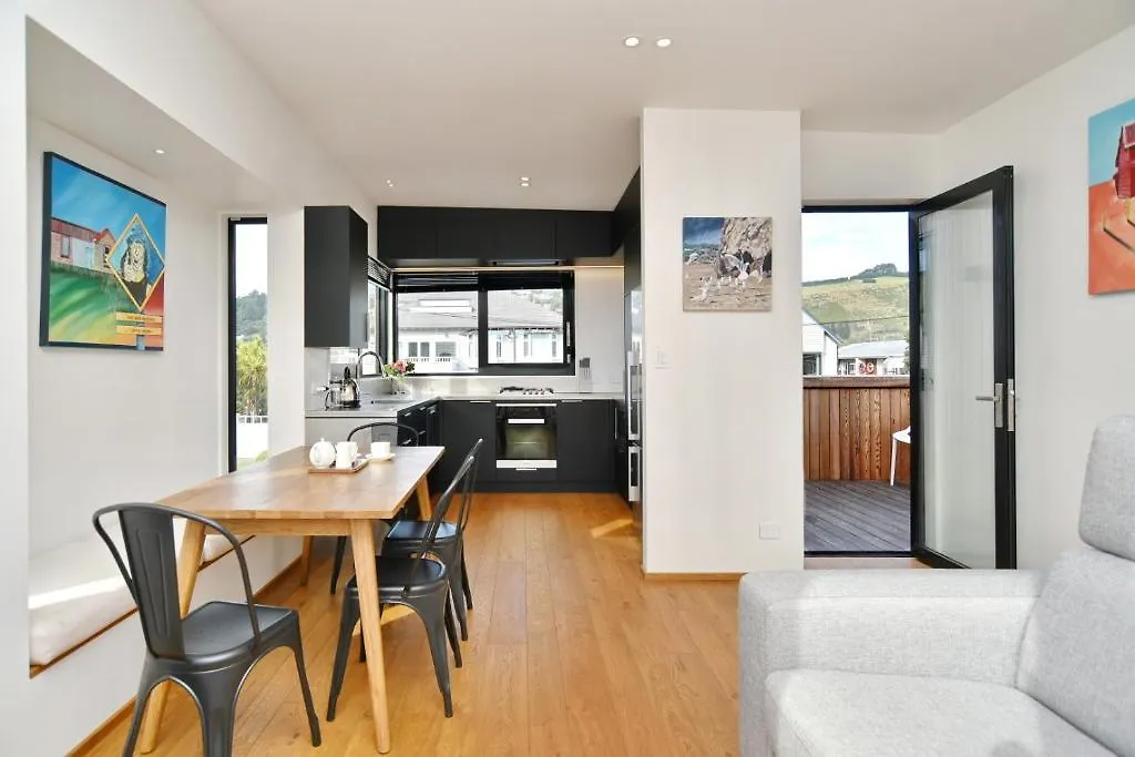 Esplanade Beach House - Christchurch Holiday Homes Neuseeland