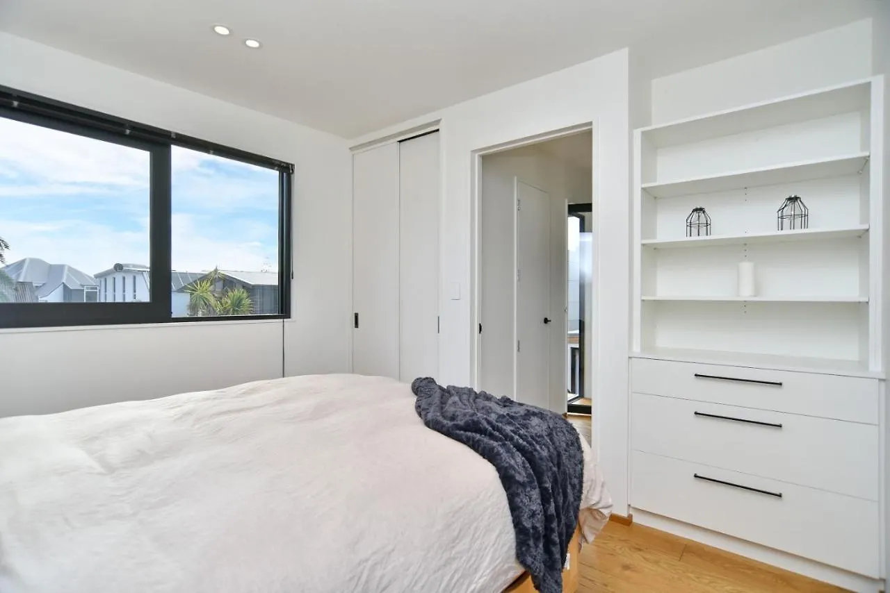 Esplanade Beach House - Christchurch Holiday Homes Neuseeland